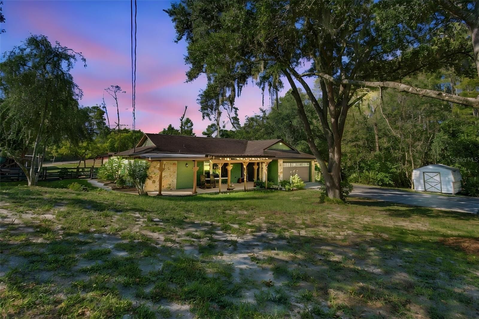 Property Photo:  7891 Sycamore Drive  FL 34654 