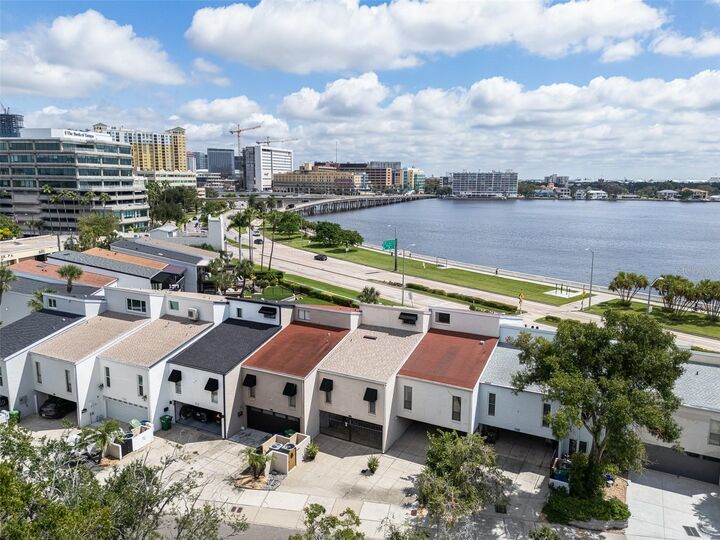 Property Photo: 716 S Brevard Avenue FL 33606