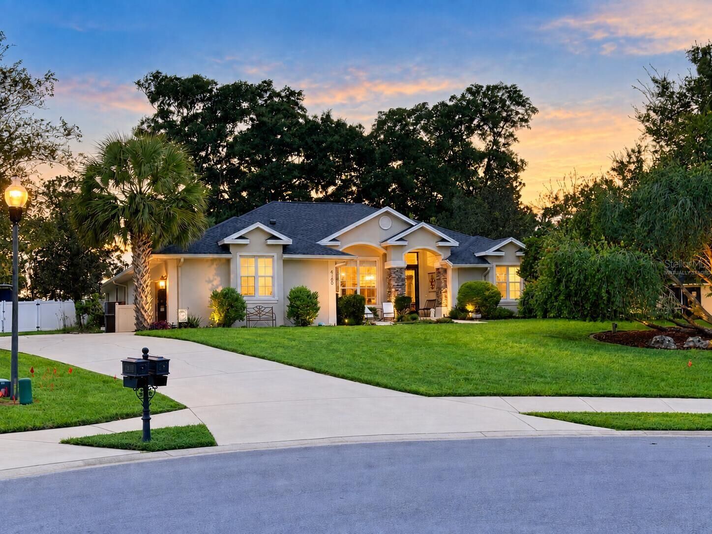 Property Photo: 4100 SE 53rd Court FL 34480