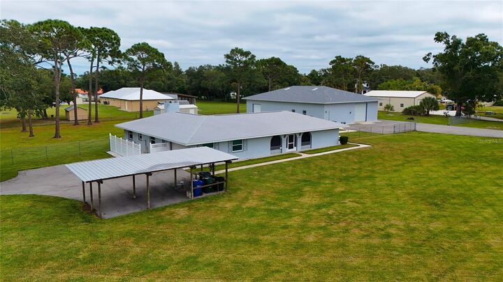 Property Photo:  2421 47th Street  FL 34234 