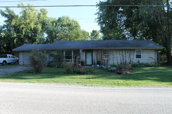 Property Photo: 1811 W 650 N IN 47201