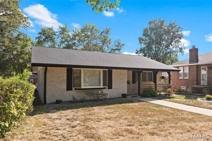 Property Photo: 1510 Lindenthal Avenue IL 62249