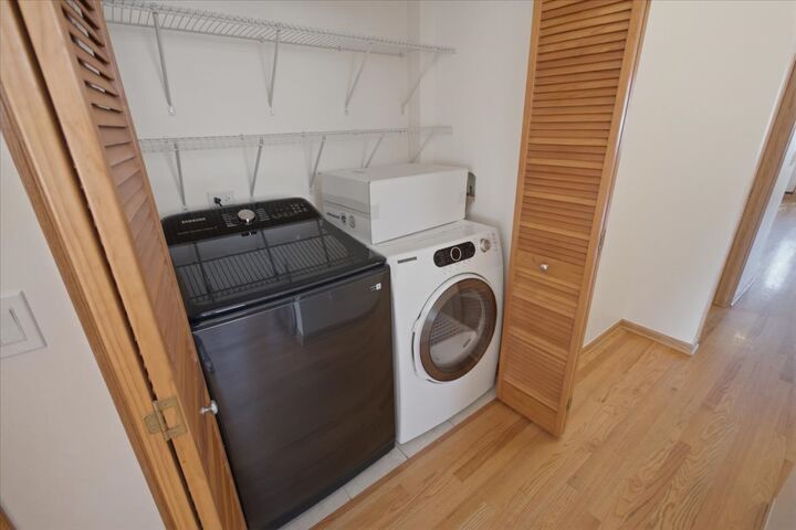 Property Photo: 2911 S Farrell Street IL 60608