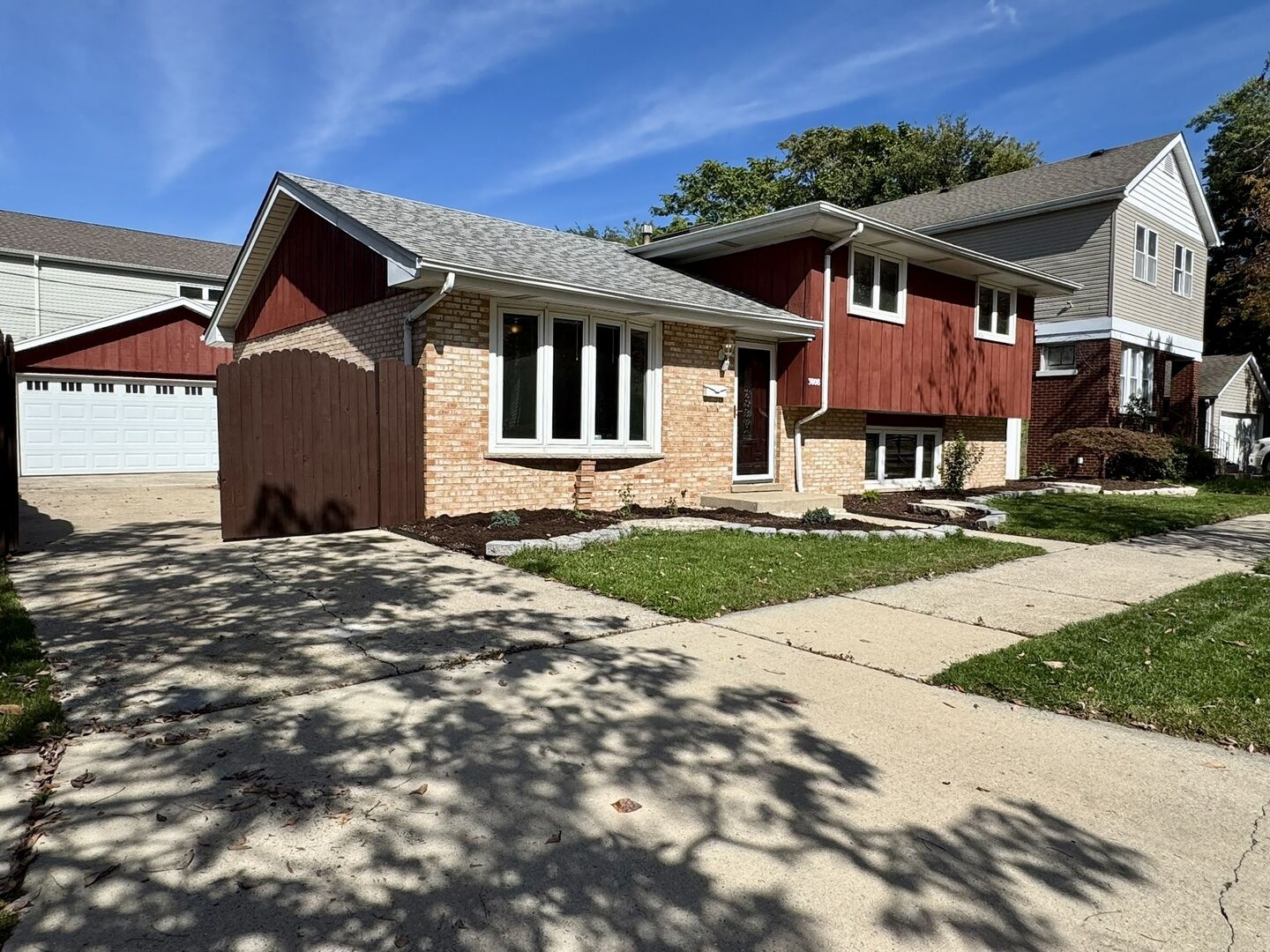 Property Photo:  3008 W 110th Place  IL 60655 