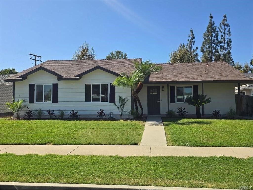 Property Photo:  12733 Meadow Green  CA 90638 