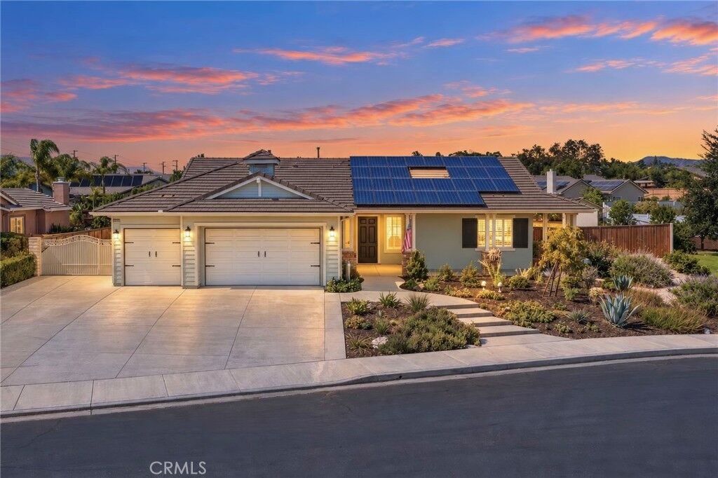 Property Photo: 41717 Mesquite CA 92562