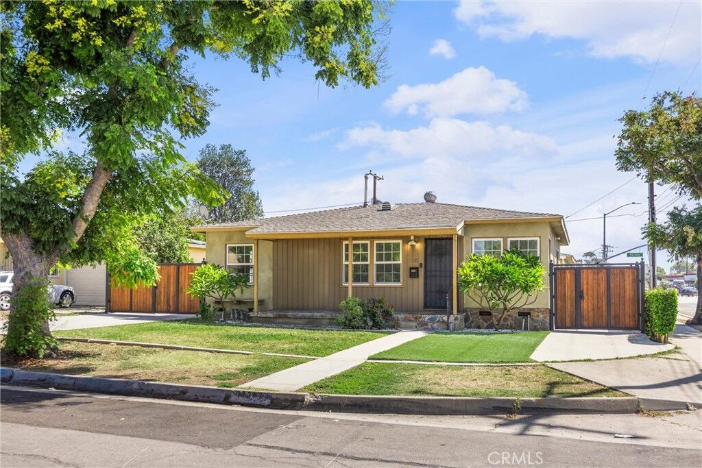 Property Photo:  13287 Helmer Drive  CA 90602 