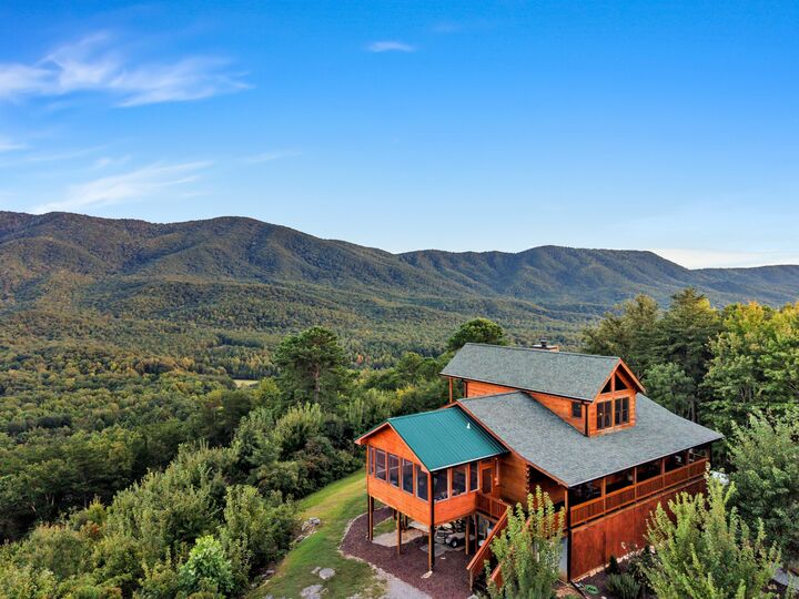 Property Photo:  1099 Smithfield Rd  TN 37385 