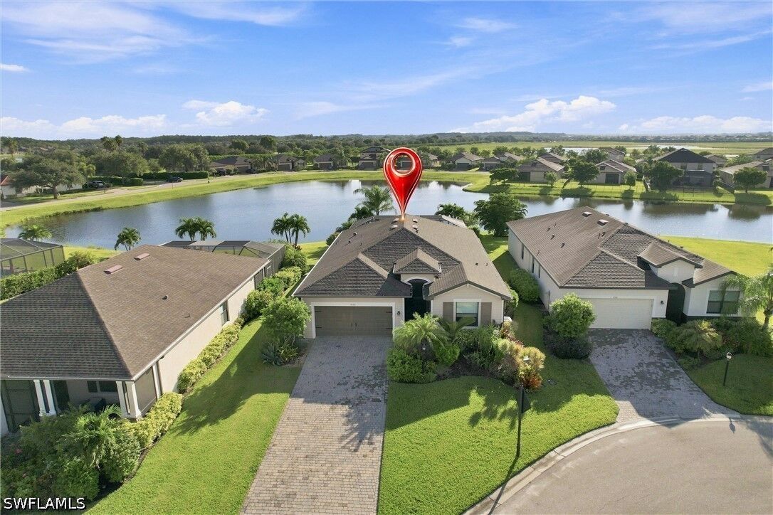 Property Photo:  3372 Brozas Court  FL 33905 
