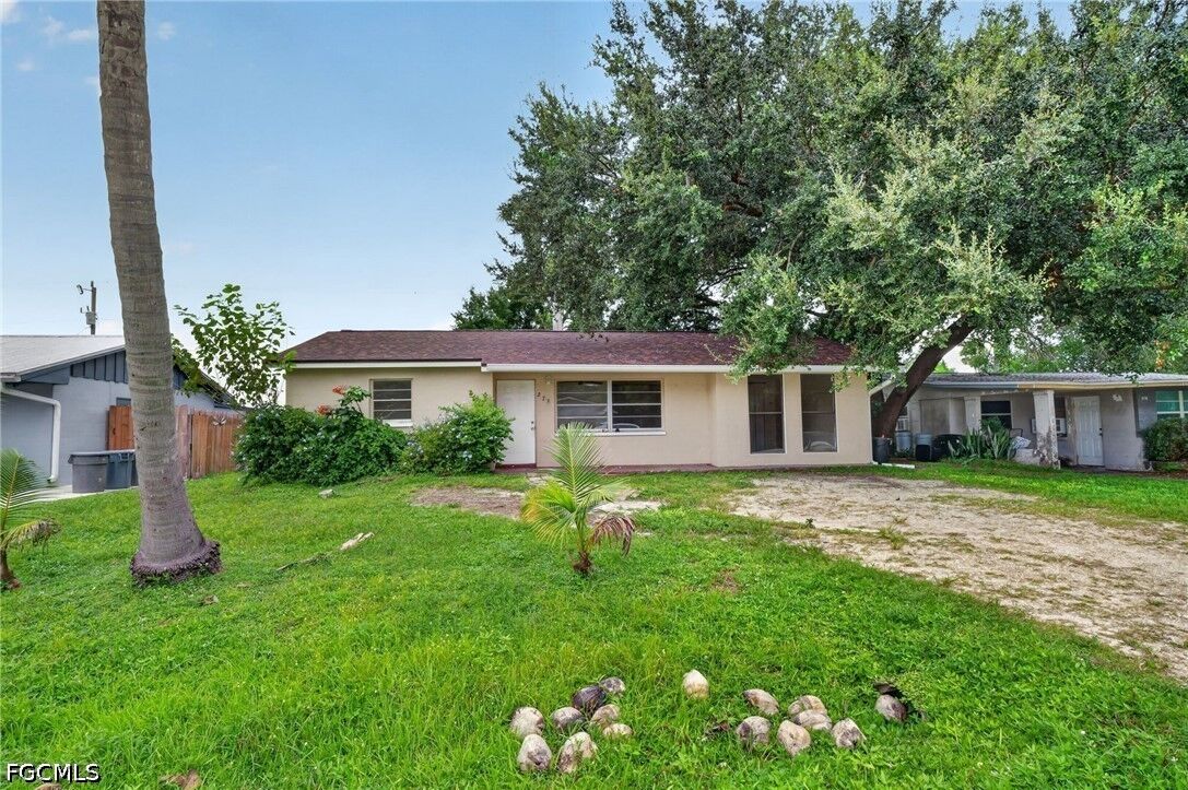 Property Photo:  273 Whittier Avenue  FL 33917 