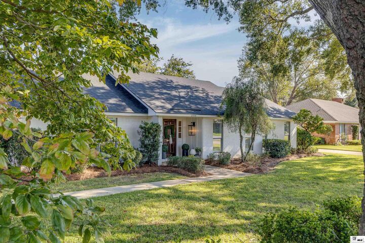Property Photo:  2504 Bramble Drive  LA 71201 