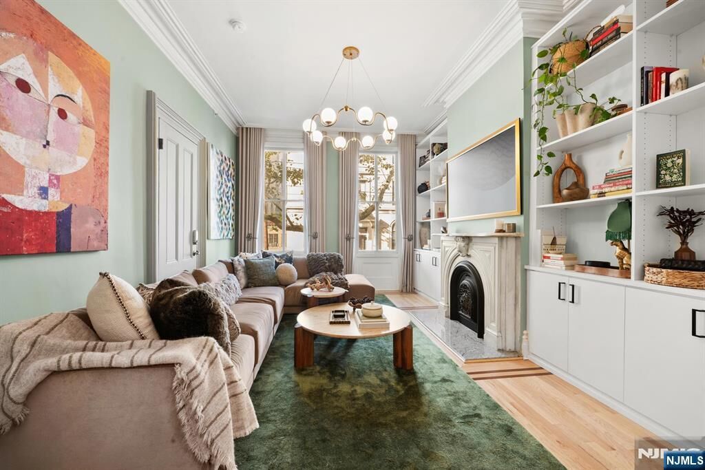 Property Photo:  247 2nd Street 1  NJ 07302 