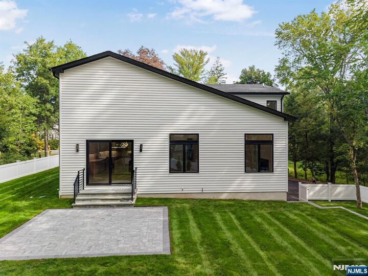 Property Photo:  914 Hammond Road  NJ 07450 