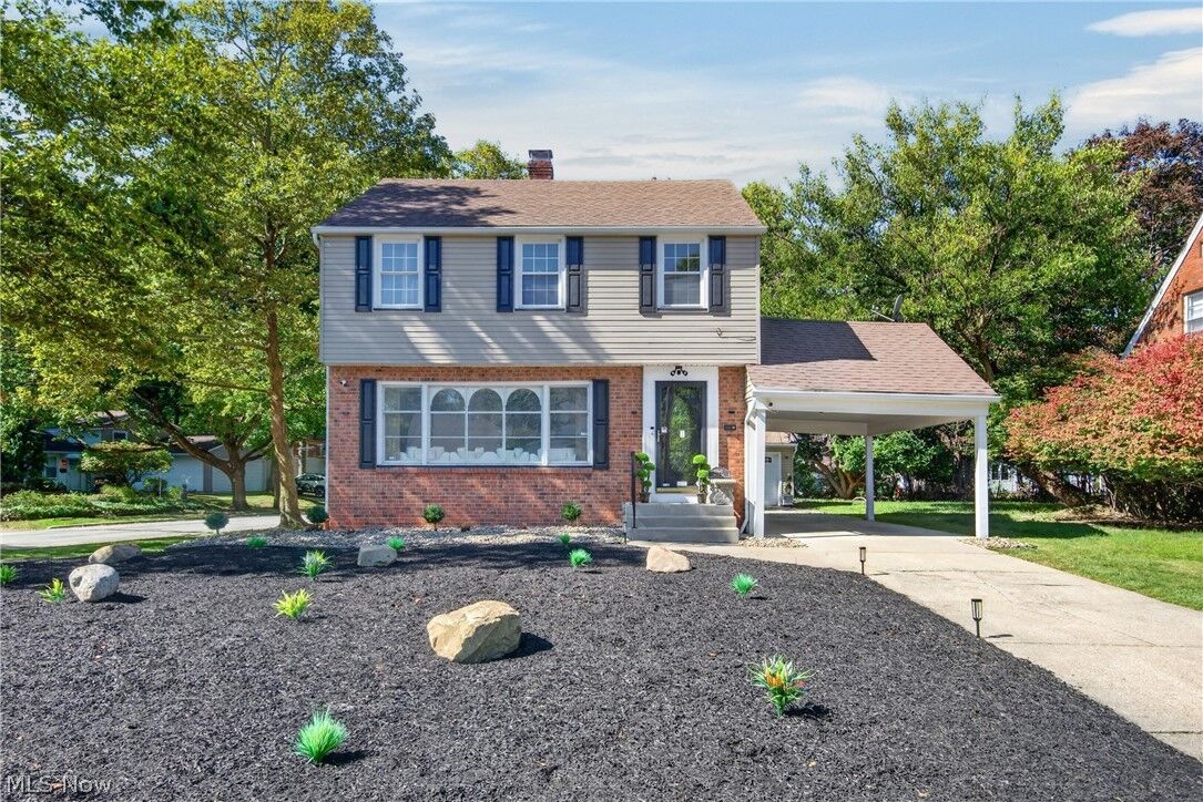 Property Photo: 1960 Seneca Road OH 44117