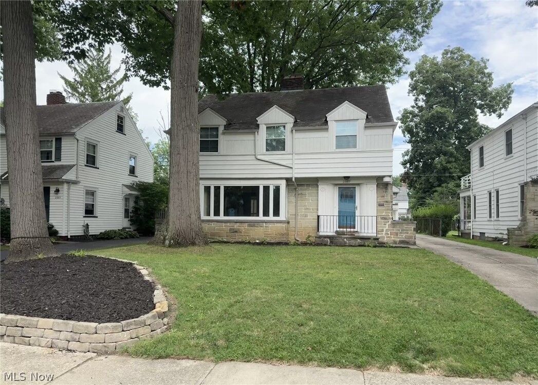 Property Photo: 2327 Loyola Road OH 44118