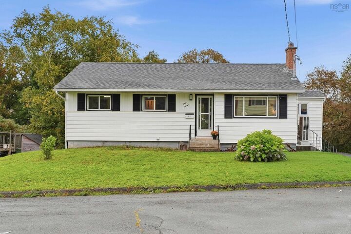 Property Photo: 47 Weyburn Road NS B2W 1R7