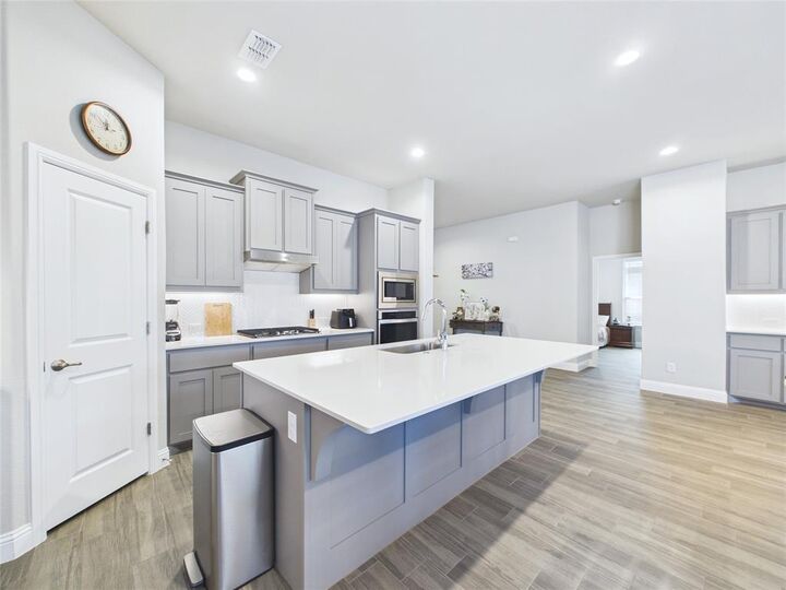 Property Photo:  11541 Royston Street  TX 76244 