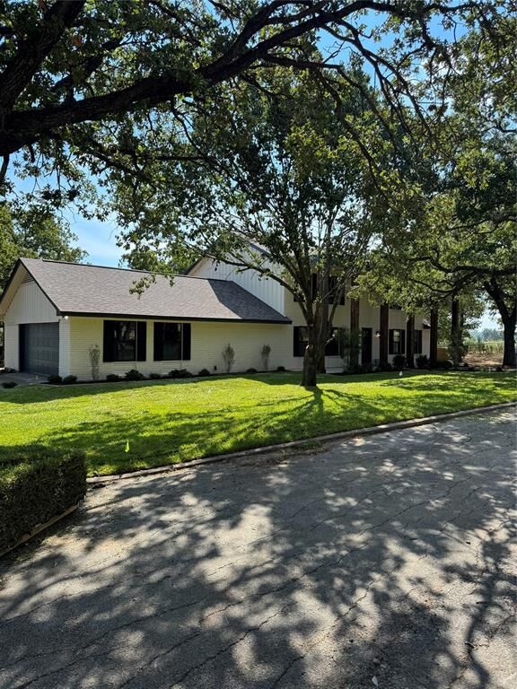 Property Photo: 6661 Fm 920 TX 76426