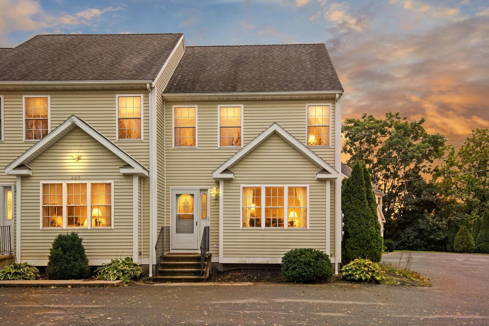 Property Photo:  129 Scott St 4  MA 02703 