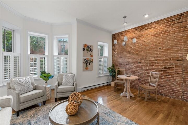 Property Photo:  215 W Canton St 2  MA 02116 