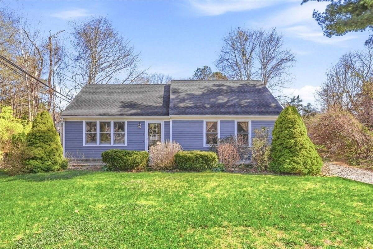 Property Photo:  2 Juniper St  MA 02360 