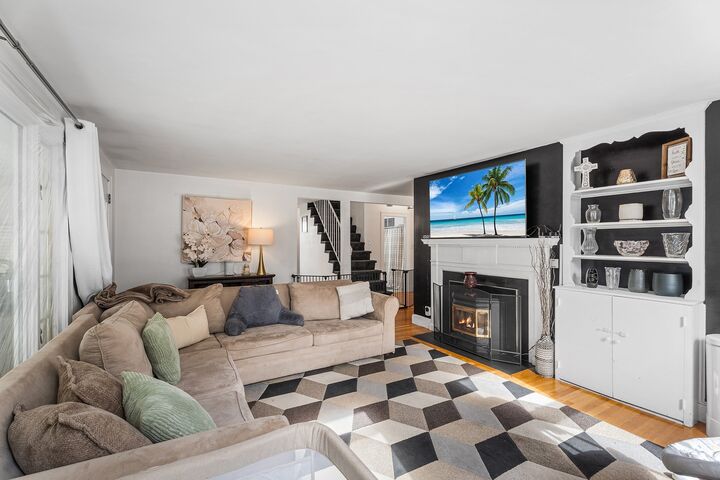 Property Photo:  140 Lynnfield St  MA 01904 