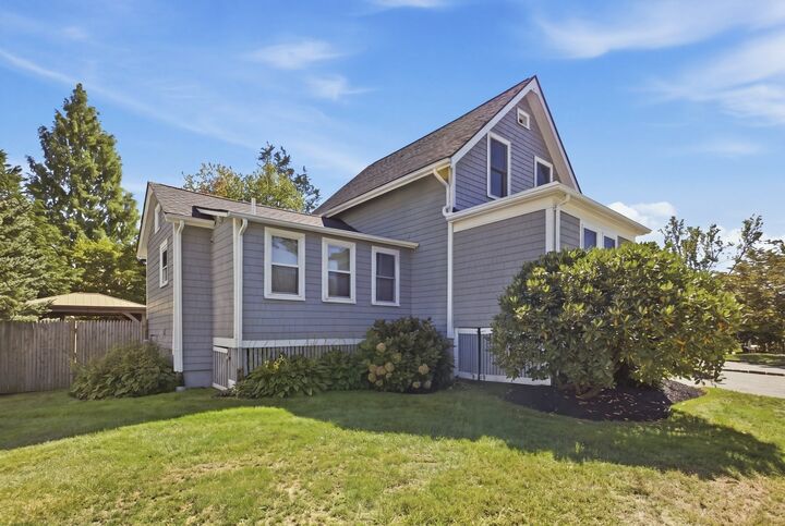 Property Photo:  29 Canterbury Drive  MA 01867 
