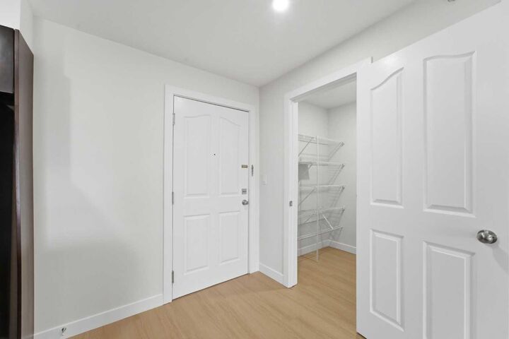 Property Photo:  7210 80 Avenue NE 423  AB T3J 0A6 