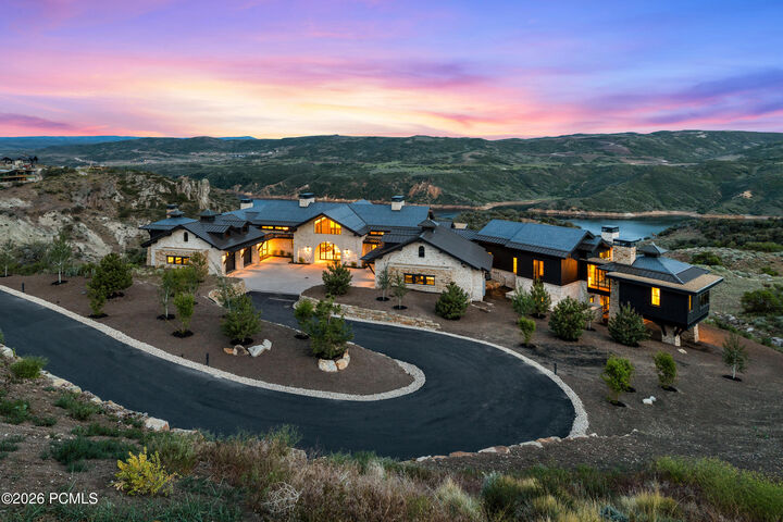 Property Photo:  8988 N Sleeping Rock Circle  UT 84036 