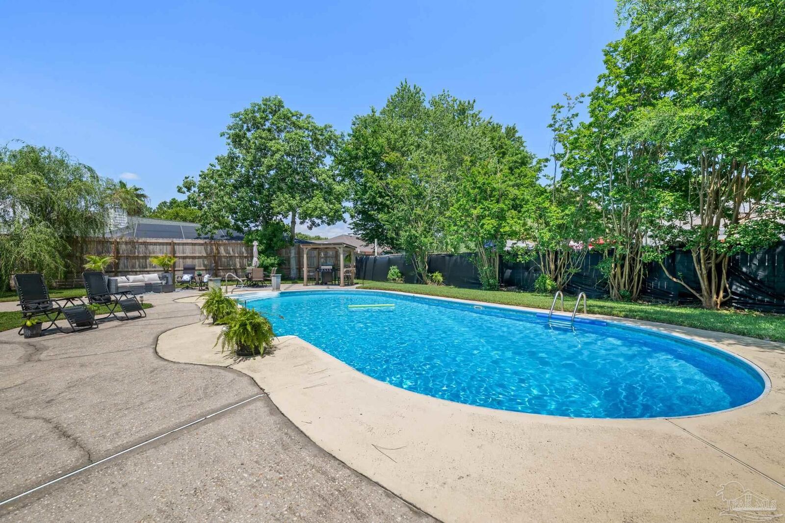 Property Photo:  3900 E Tiger Point Blvd  FL 32563 