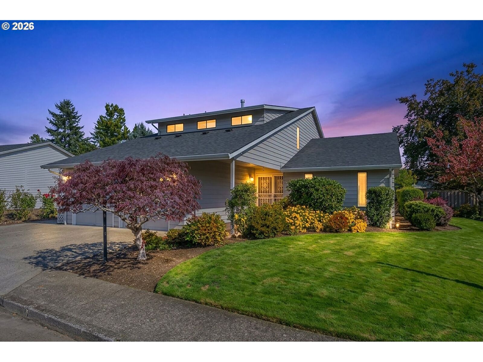 Property Photo:  10105 SW Highland Dr  OR 97224 