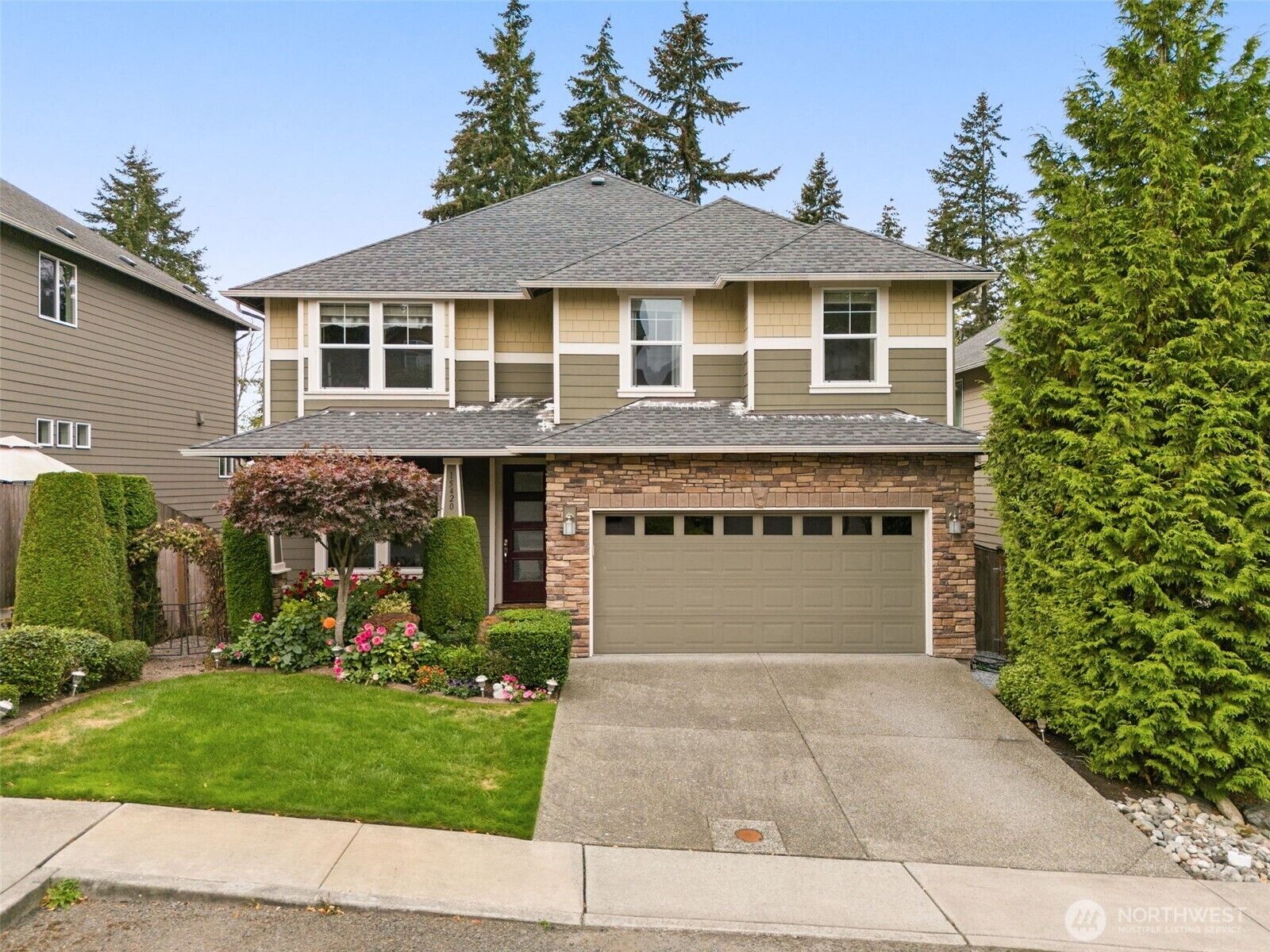 Property Photo: 15420 61st Place W WA 98026
