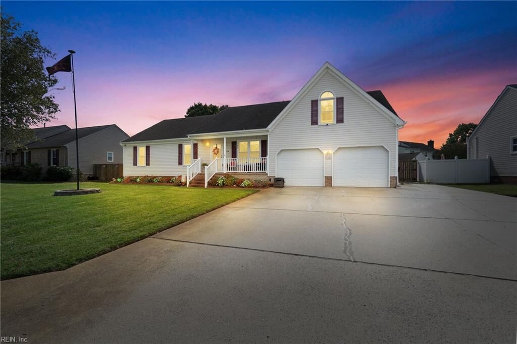Property Photo: 144 Downing Dr VA 23322