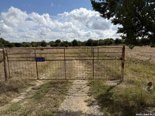 Property Photo:  1887 Lange Rd  TX 78631 
