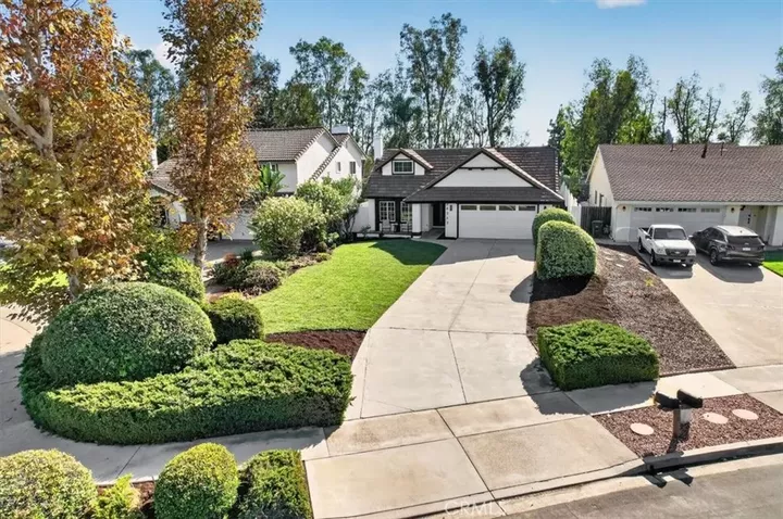 Property Photo:  24262 Sparrow  CA 92630 