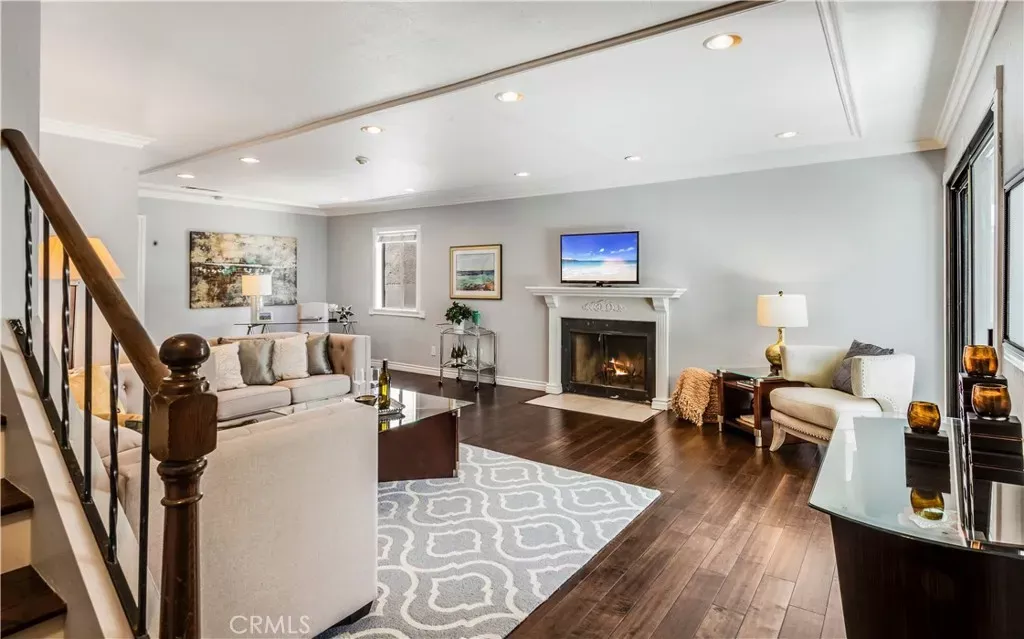Property Photo: 1419 Goodman Avenue CA 90278