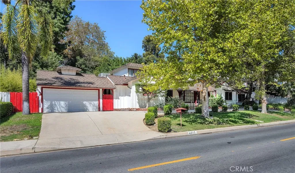 Property Photo: 4317 Petit Avenue CA 91436