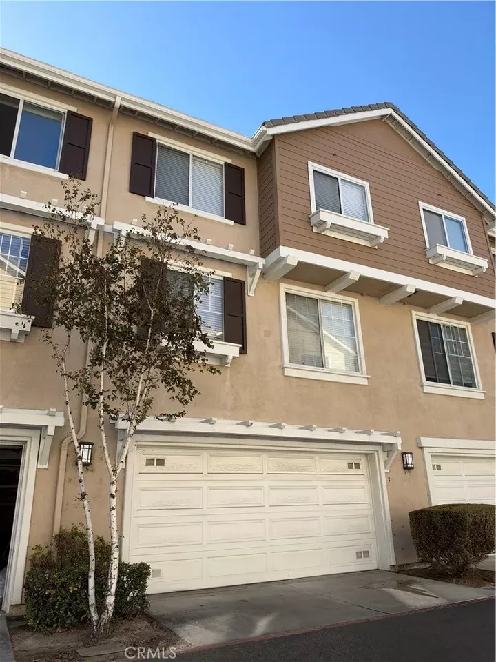 Property Photo:  3 Westshore  CA 90621 