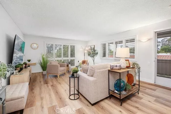 Property Photo: 784 S Via Los Altos N CA 92637