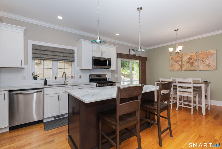 Property Photo:  6 Stony Creek Lane  CT 06483 