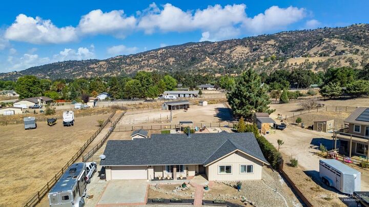 Property Photo:  23609 Corral Court  CA  