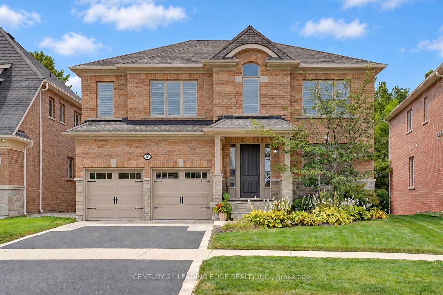 Property Photo: 18 Pheasant Drive ON L4E 0T5