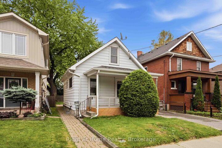 Property Photo:  127 Montrave Avenue  ON L1J 4R6 