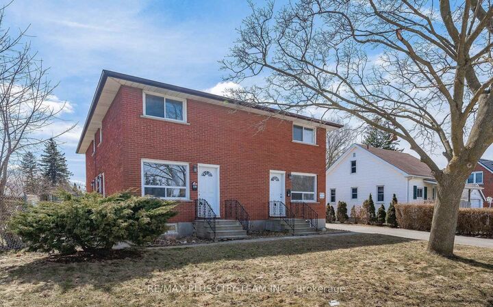 Property Photo:  133 Pollock Avenue Unit #3  ON N1R 2C2 