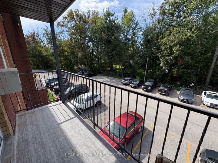 Property Photo:  135 Atherley Road B301  ON L3V 7K7 