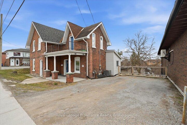 Property Photo:  209 Dundas St. E., Street  ON K8V 1M1 
