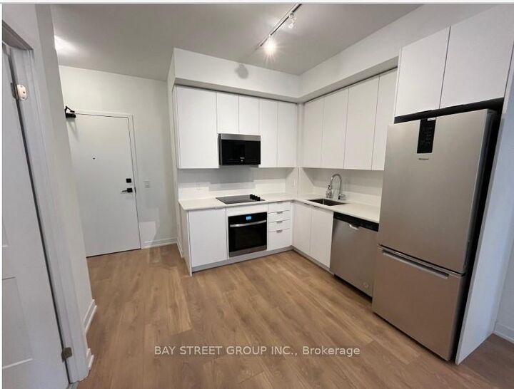 Property Photo:  10 Abeja Street 1614  ON L4K 0R4 