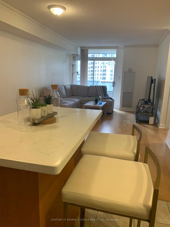 Property Photo: 3880 Duke Of York Boulevard 1205 ON L5B 4M7
