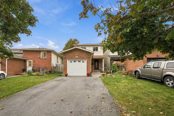 Property Photo:  68 Hartsfield Drive  ON L1E 1L7 