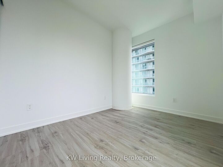 Property Photo: 252 Church Street 4511 ON M5B 0E6
